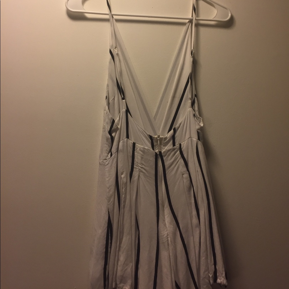 Striped romper - Picture 3 of 6